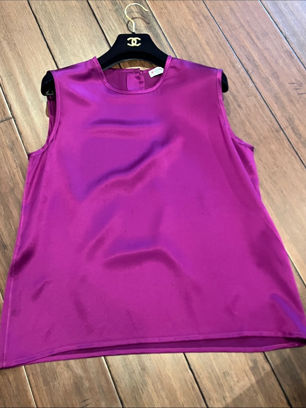 CHANEL Magenta Silk Sleeveless Shell Top - Picture 7 of 8